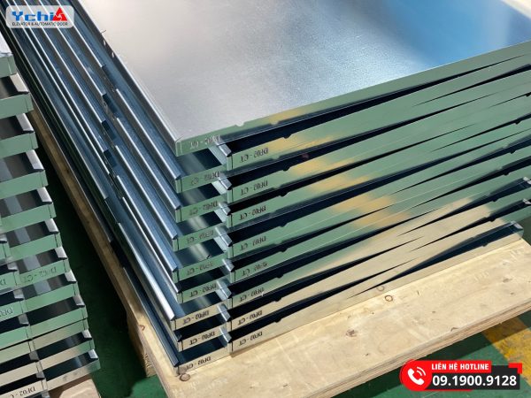 Cận cảnh gia công cửa chống cháy Ychi Việt Nam